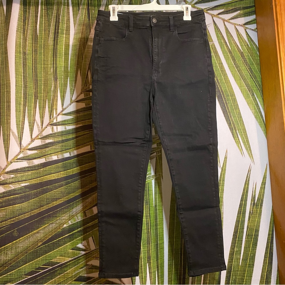 American Eagle Next Level Stretch High Waisted Jeans